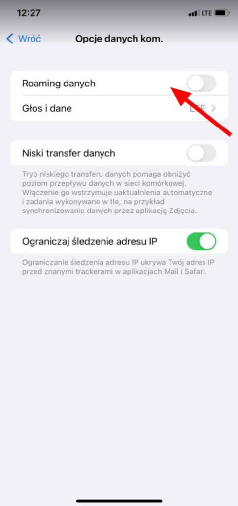 jak włączyć roaming w iPhone - krok 4