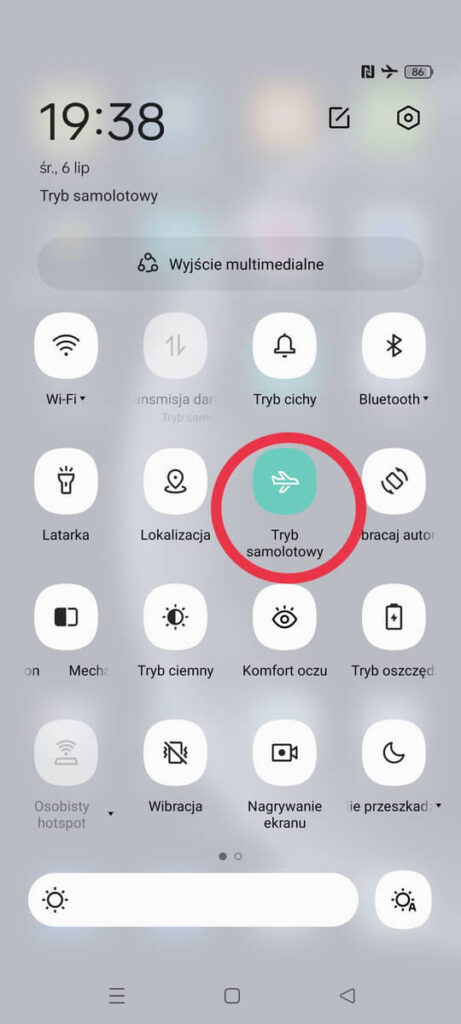 ustawienie trybu samolotowego - android