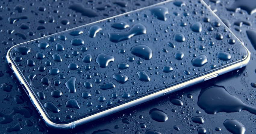 zamoczenie telefonu